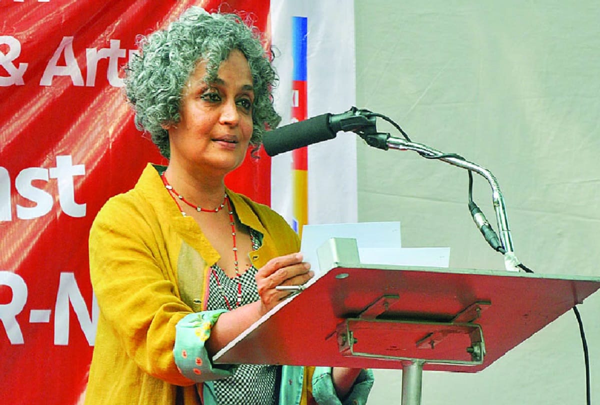 Protection of police to those who make inflammatory speeches said arundhati