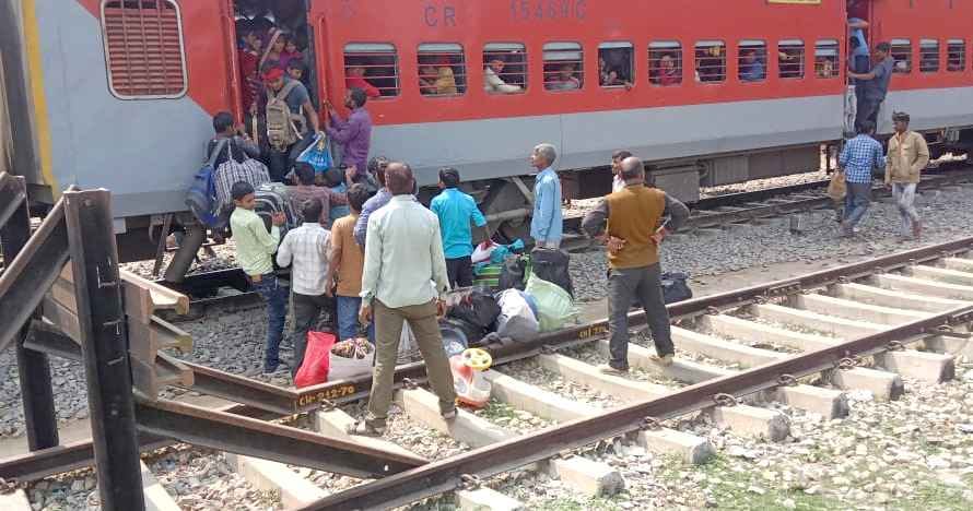 Family saved from the grip of Pawan Express