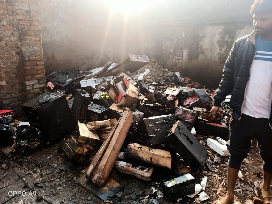 fire in electricity shop
