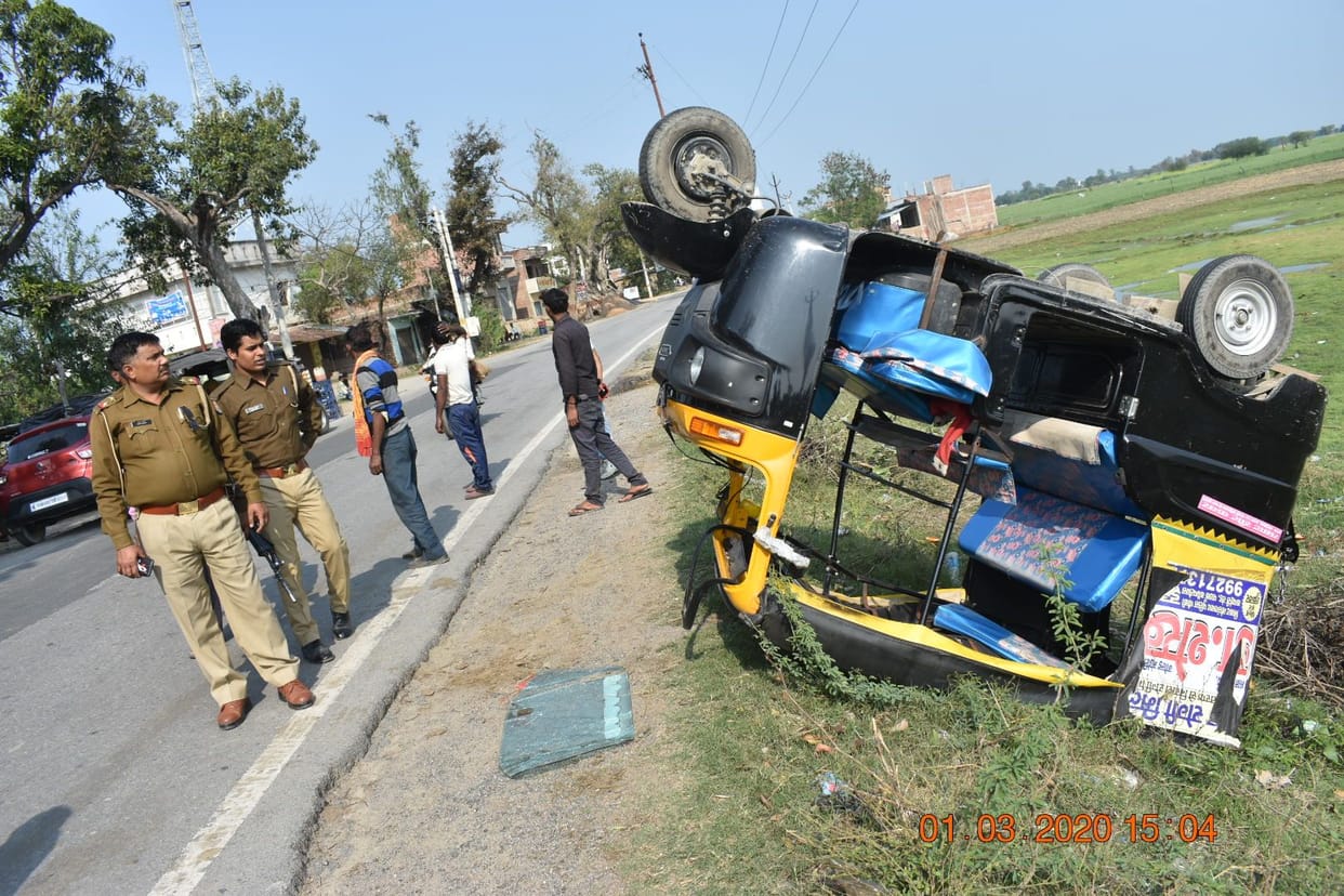 etawah news accident