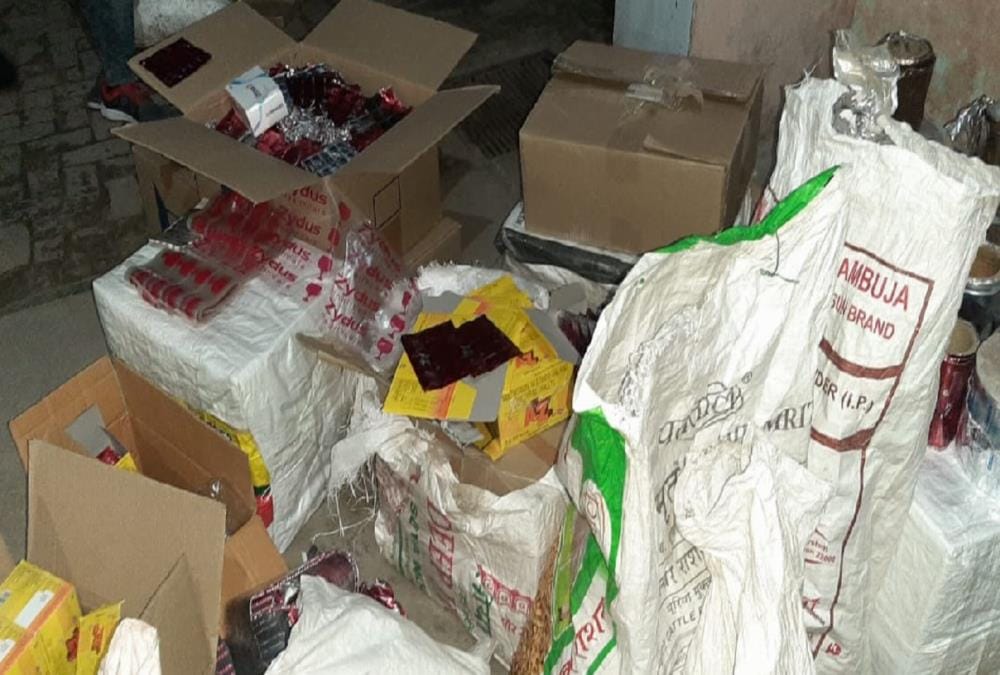 Bjp Leader Brother Run Fake Medicine Business in roorkee, See photos