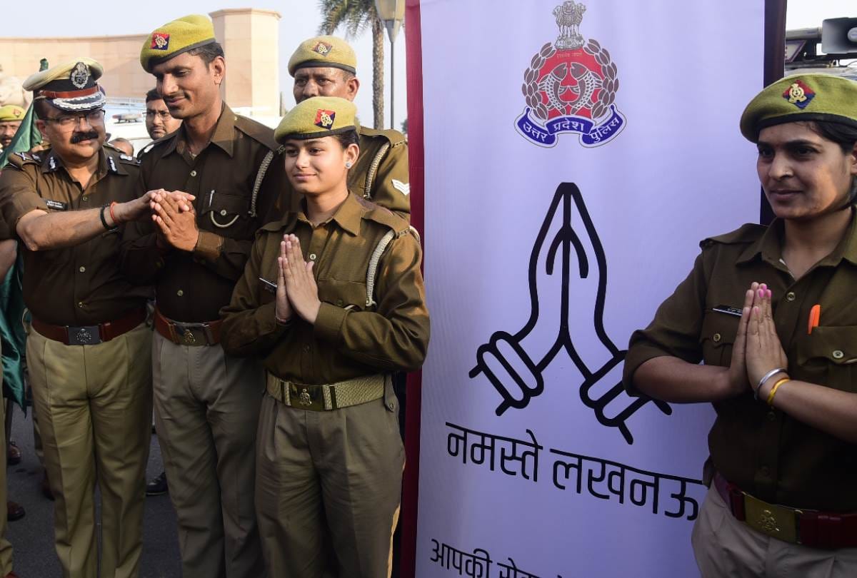 namaste lucknow campaign launched by police commissioner in lucknow