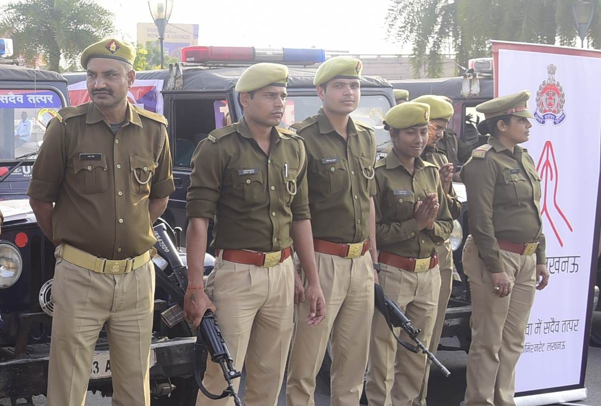 namaste lucknow campaign launched by police commissioner in lucknow