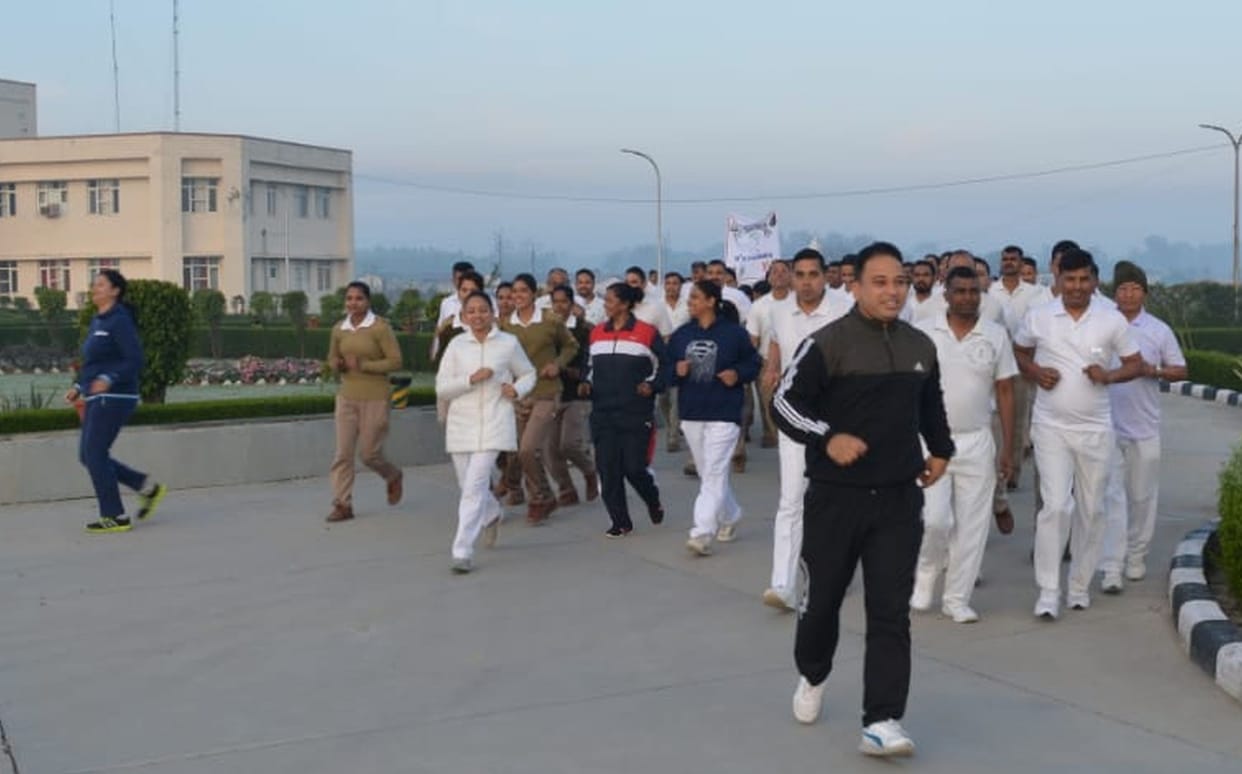 SSB jawans gave message to stay healthy