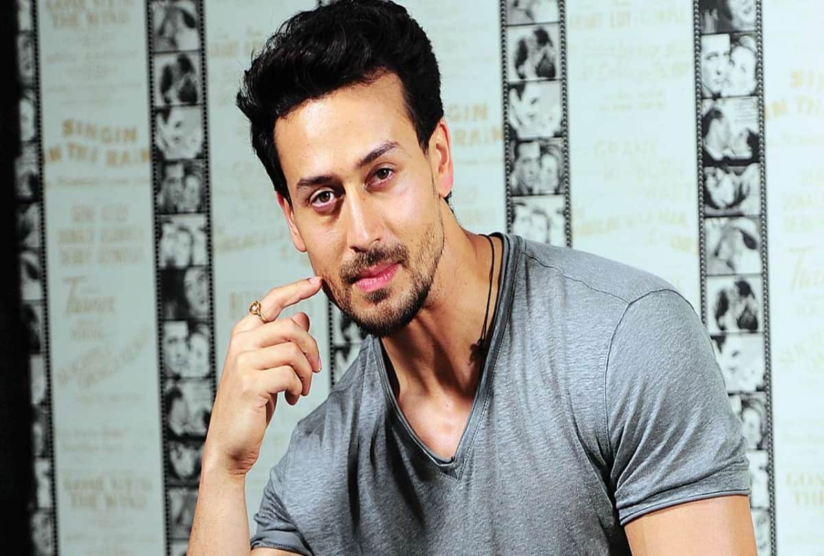 tager shroff says If Salman Khan bracelet had Instagram page it would have more followers than me