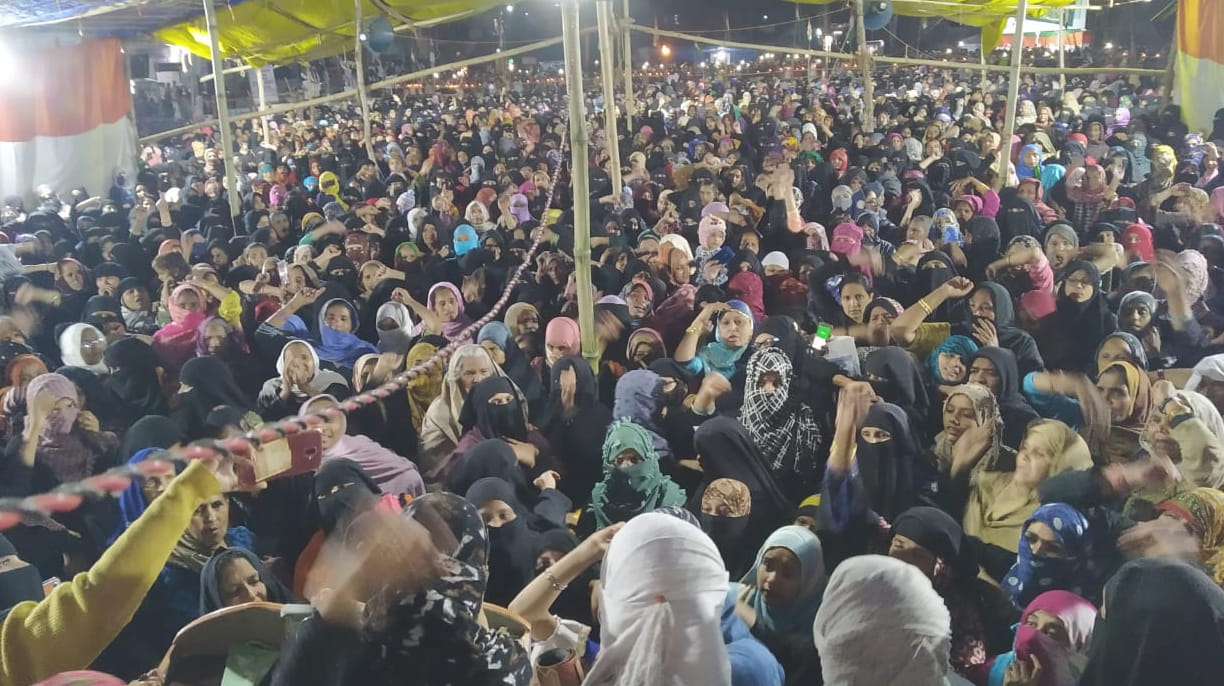 'Law on the foundation of religion is not allowed'