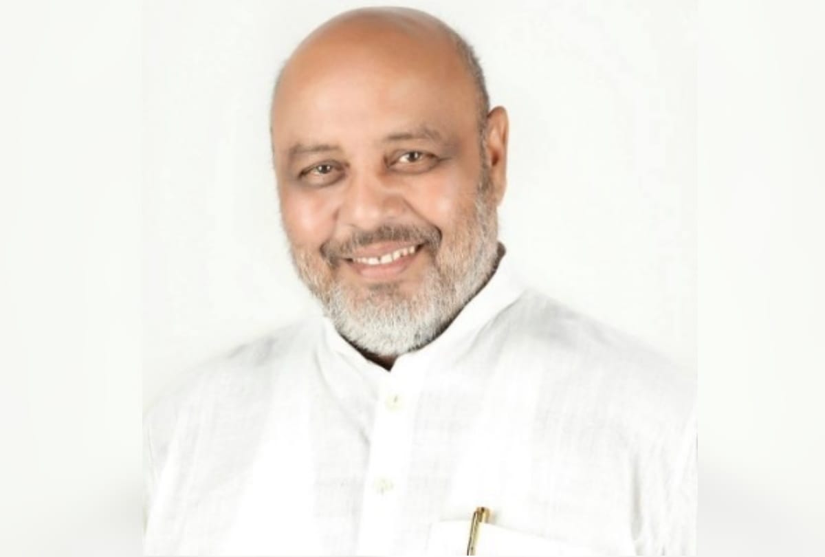 Non-bailable warrant against Siswan BJP MLA Prem sagar Patel in Maharajganj