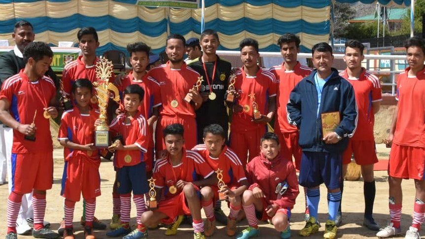 Munsiyari won the competition of football competition