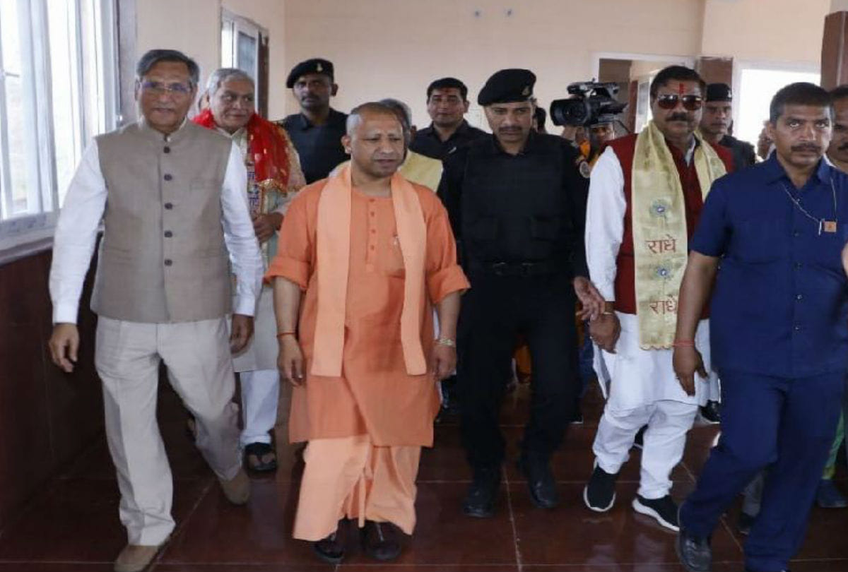 Vrindavan Kumbh Will Be Better Than Prayagraj Says Adityanath Yogi