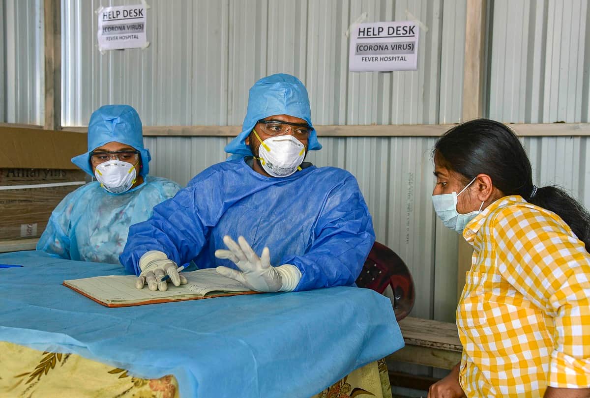 Coronavirus treatment reveal Indians dont need to panic about covid 19 says researcher about vaccine