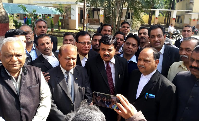 Advocates from judicial functions