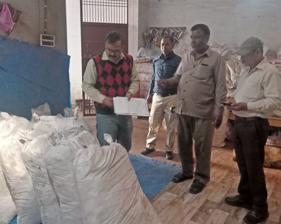 Hathras: Juice factory found operating without license