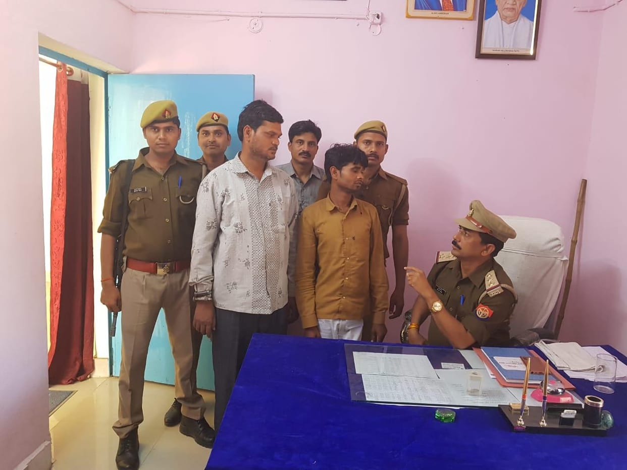 Revolver, pistol cartridges with two crooks arrested