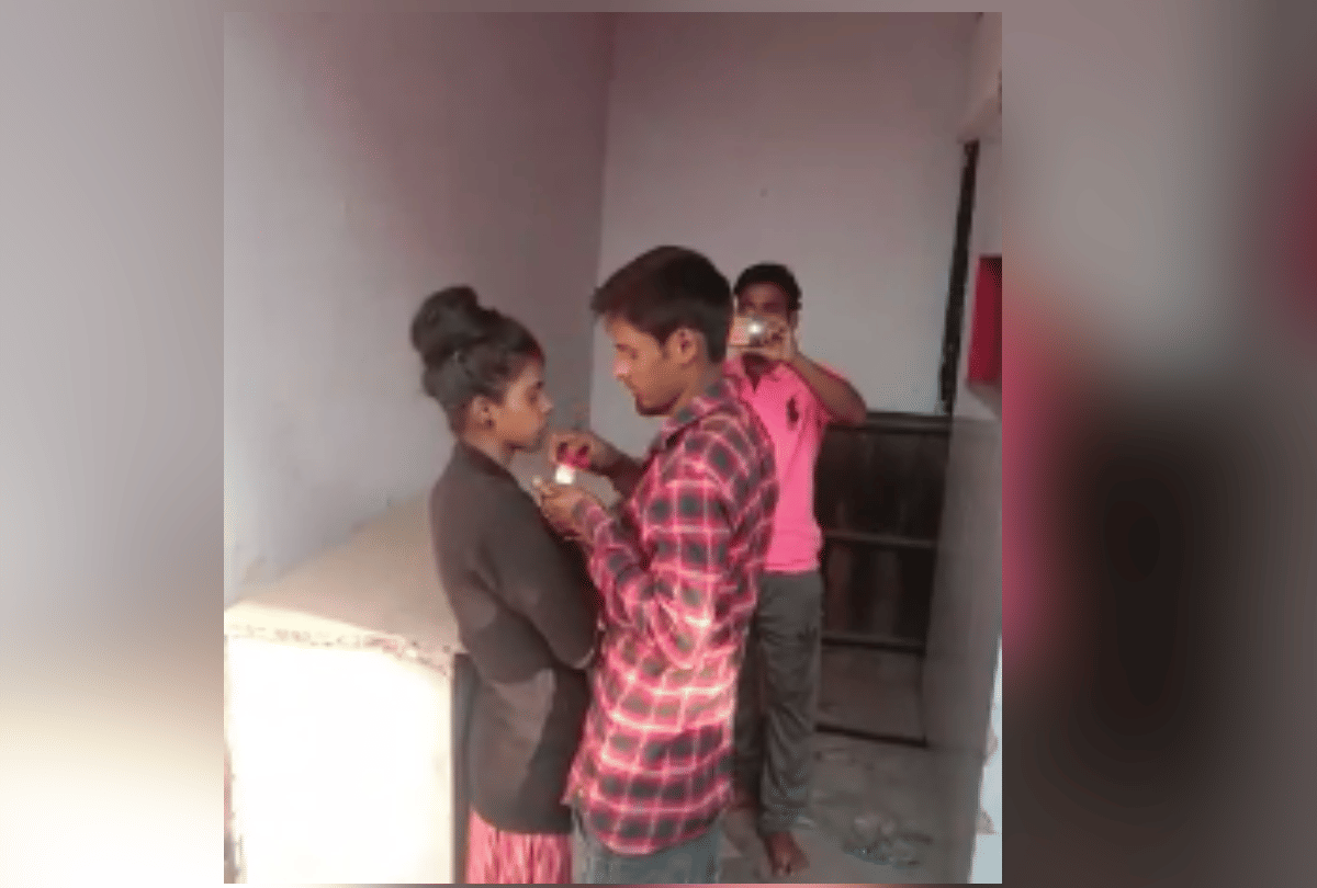 man marries with two lovers after dispute, viral video prayagraj Absconding