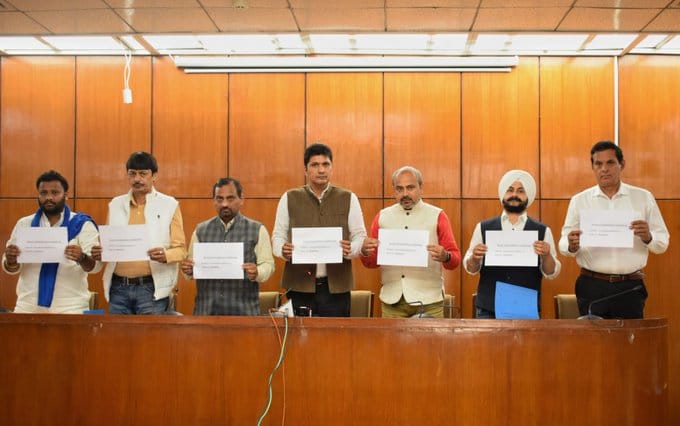 Delhi Violence: Peace and Harmony committee of the Delhi Legislative Assembly launch no. 8950000946