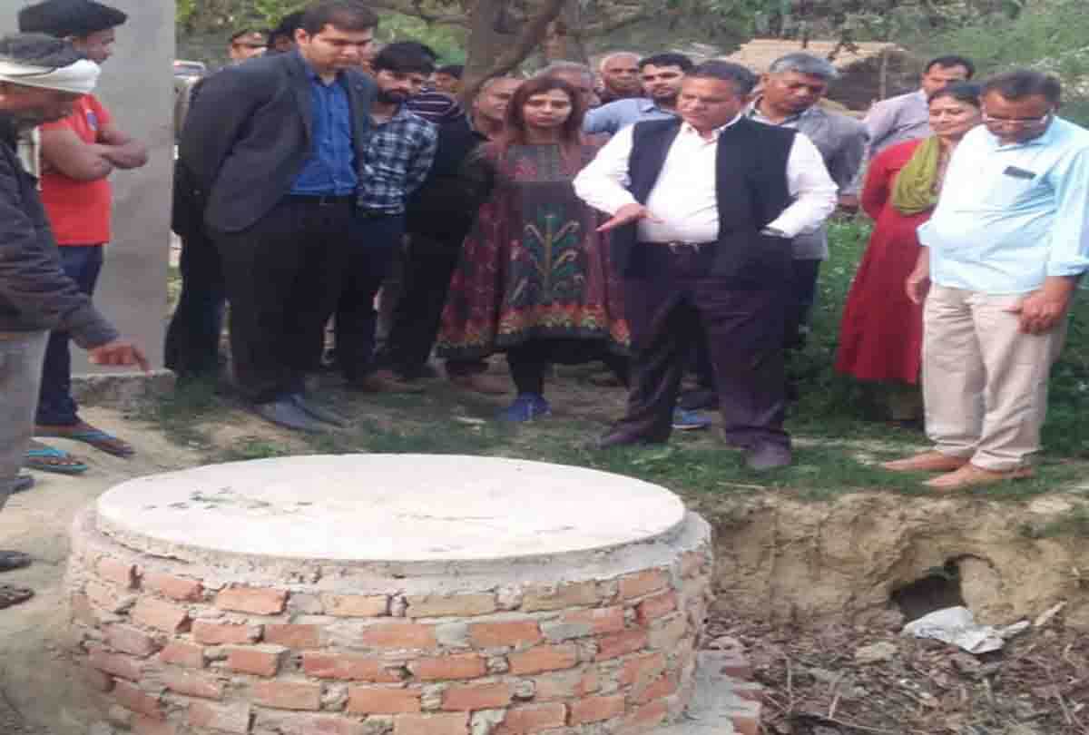 Disclosed in front of Principal Secretary, 25 thousand toilets not built even after payment