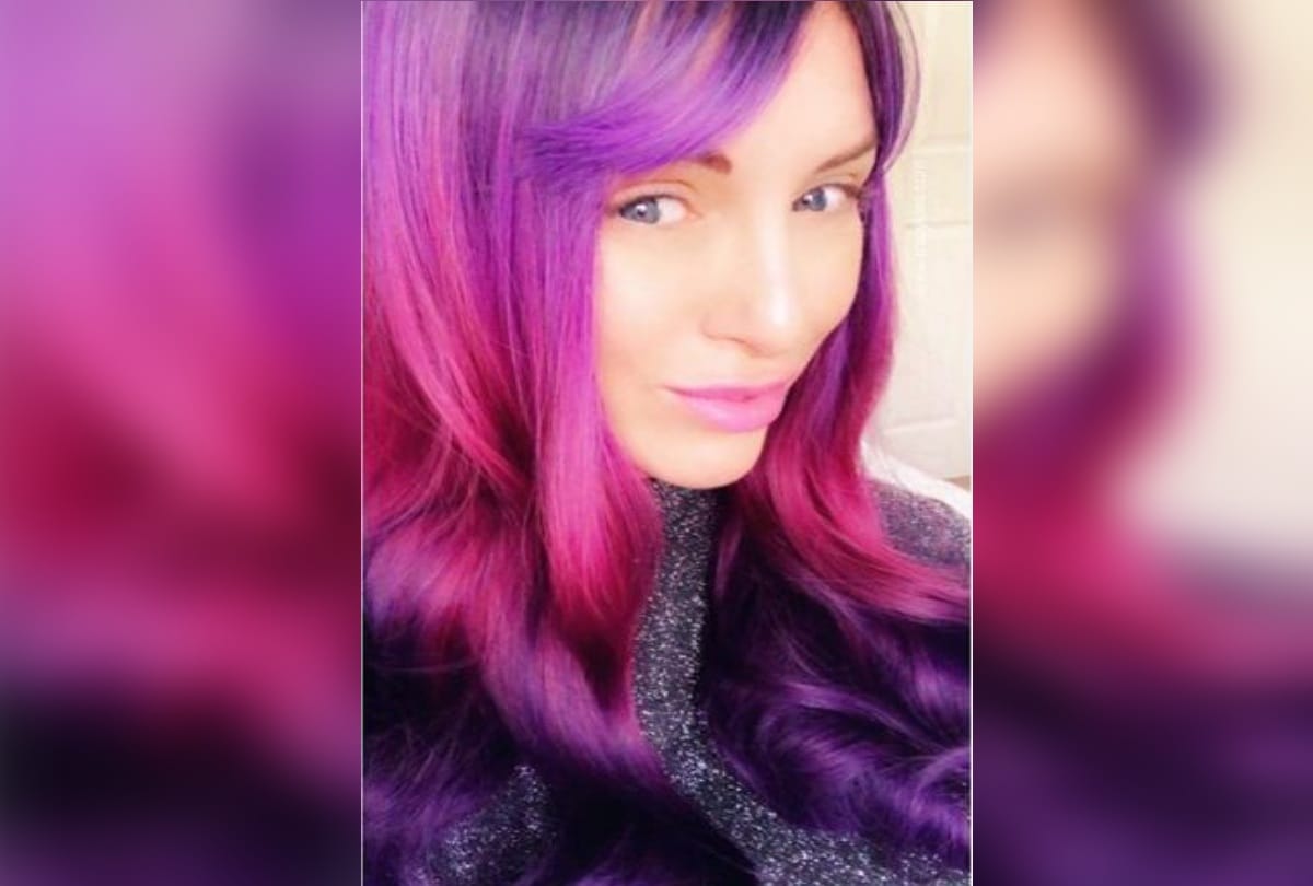 International Womens day 2020 Tracy Kiss single mother takes loan to look beautiful