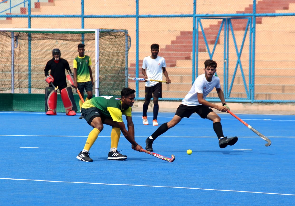 hockey match win by amravati, agra