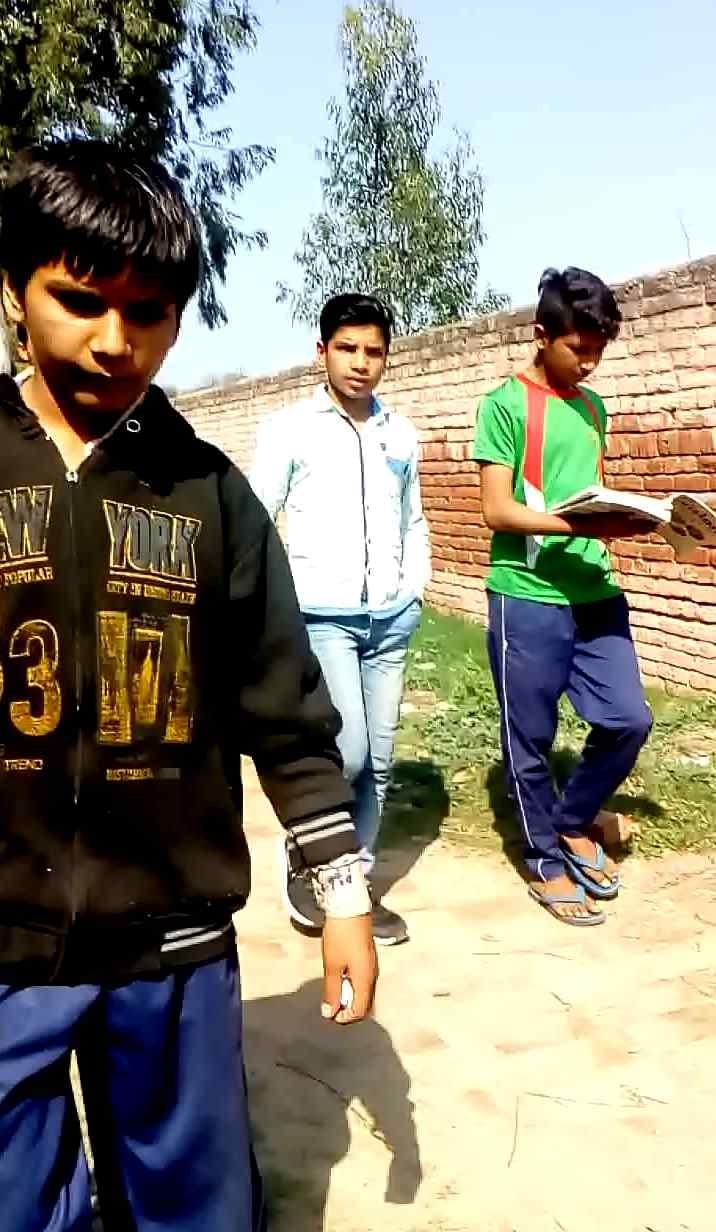 Hindi paper goes viral on social media after twenty minutes, 9 UMC