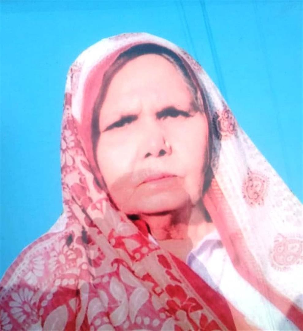 Hathras: Woman's death due to break of roof visor, family members create chaos