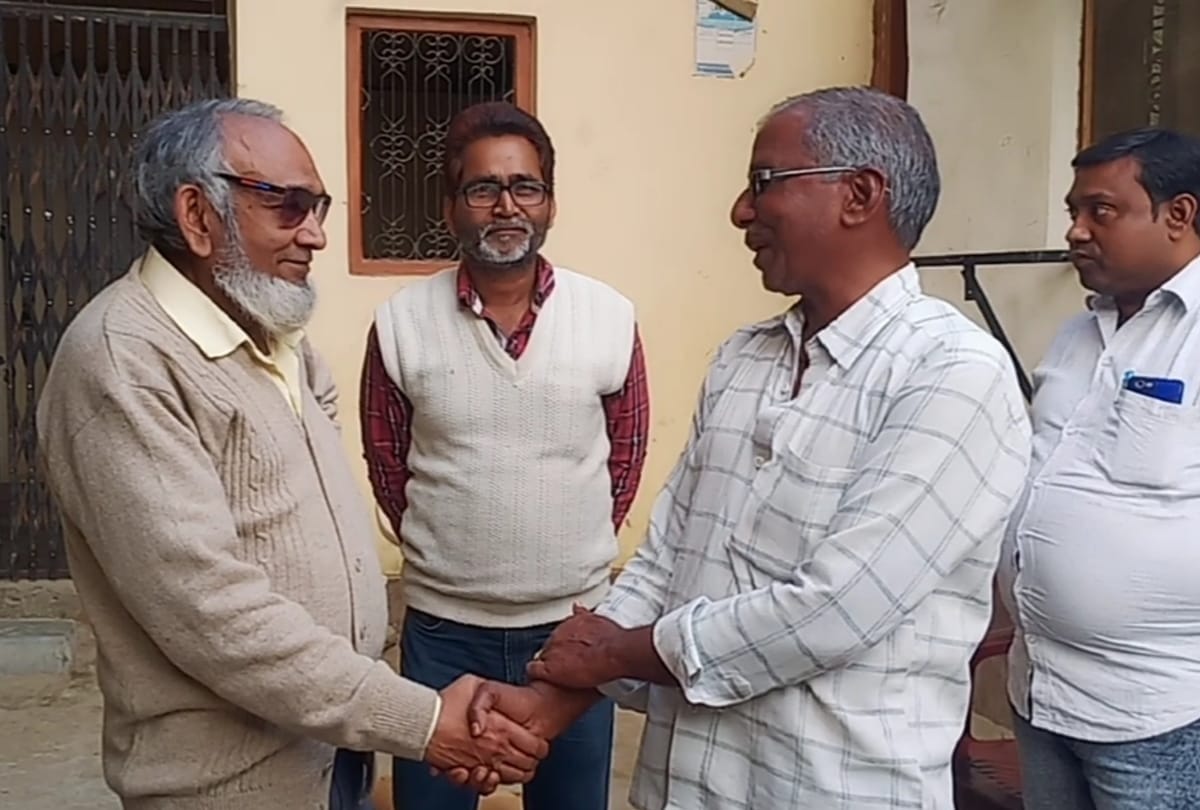 Old man returned to his village after 60 years of fear of NRC In UP