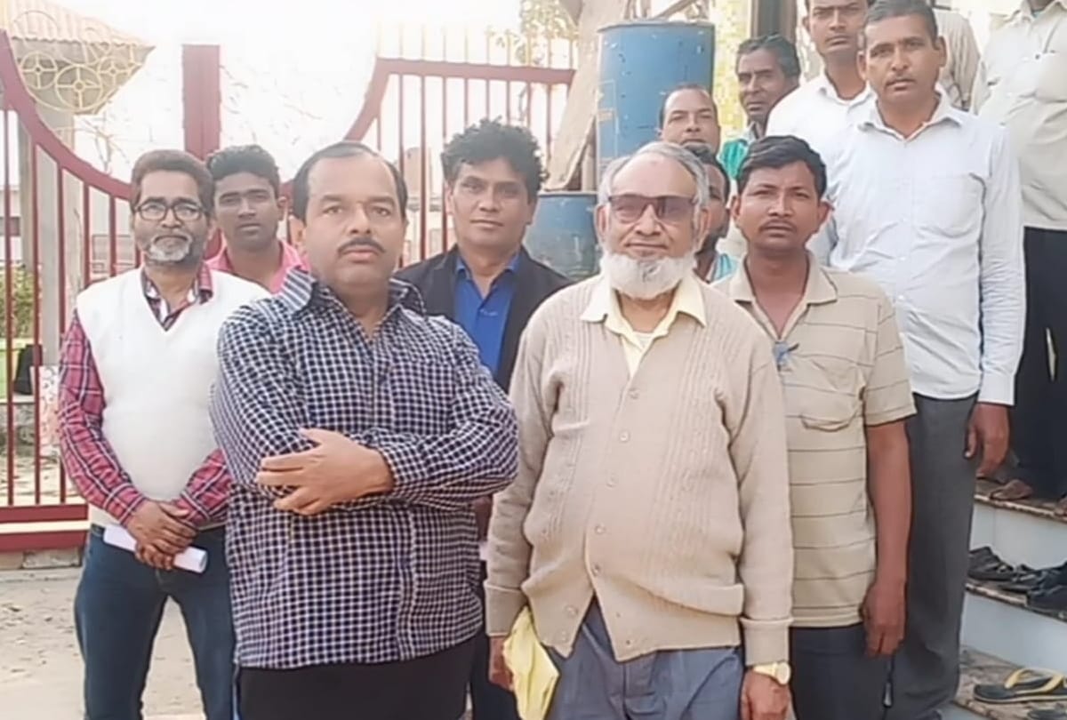 Old man returned to his village after 60 years of fear of NRC In UP