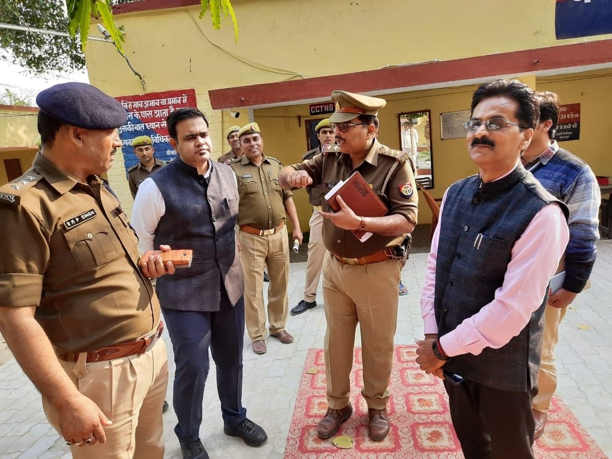 CC cameras where crowds were held, additional commissioner said