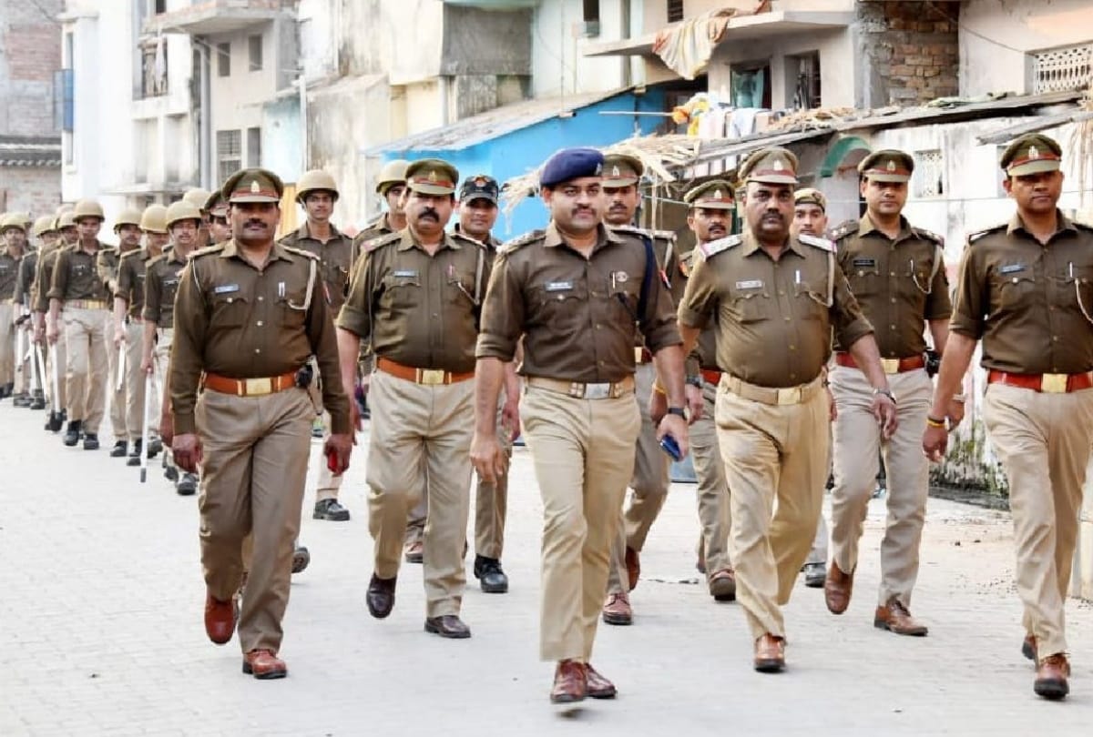 holi special celebration 2020, gorakhpur police force alert
