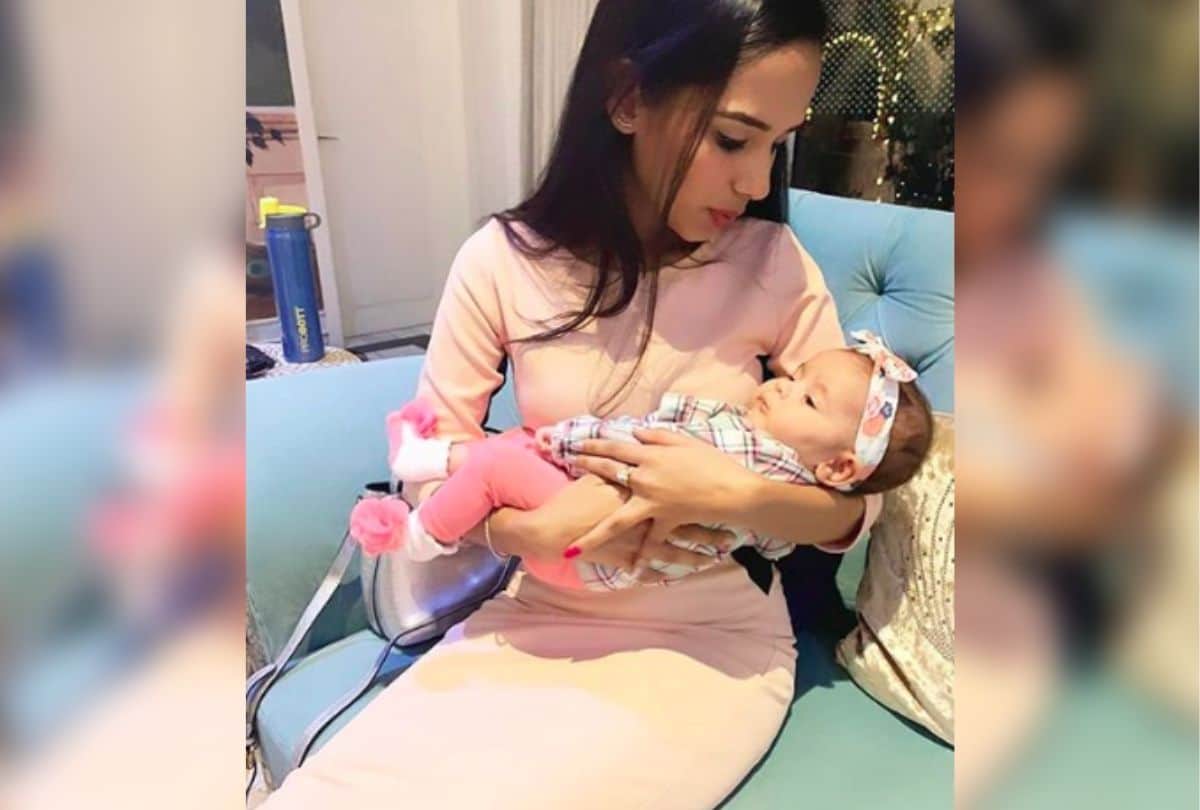 kapil sharma daughter picture anayra sharma viral