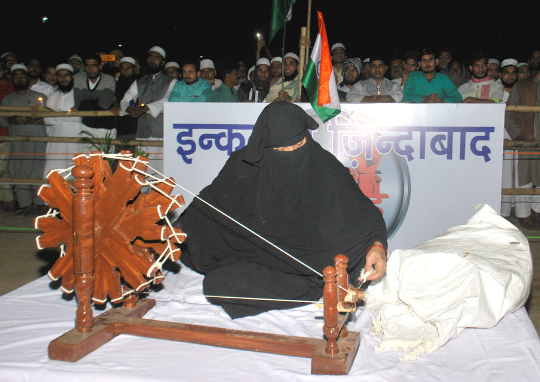 Will remain united against the government's Hitlership