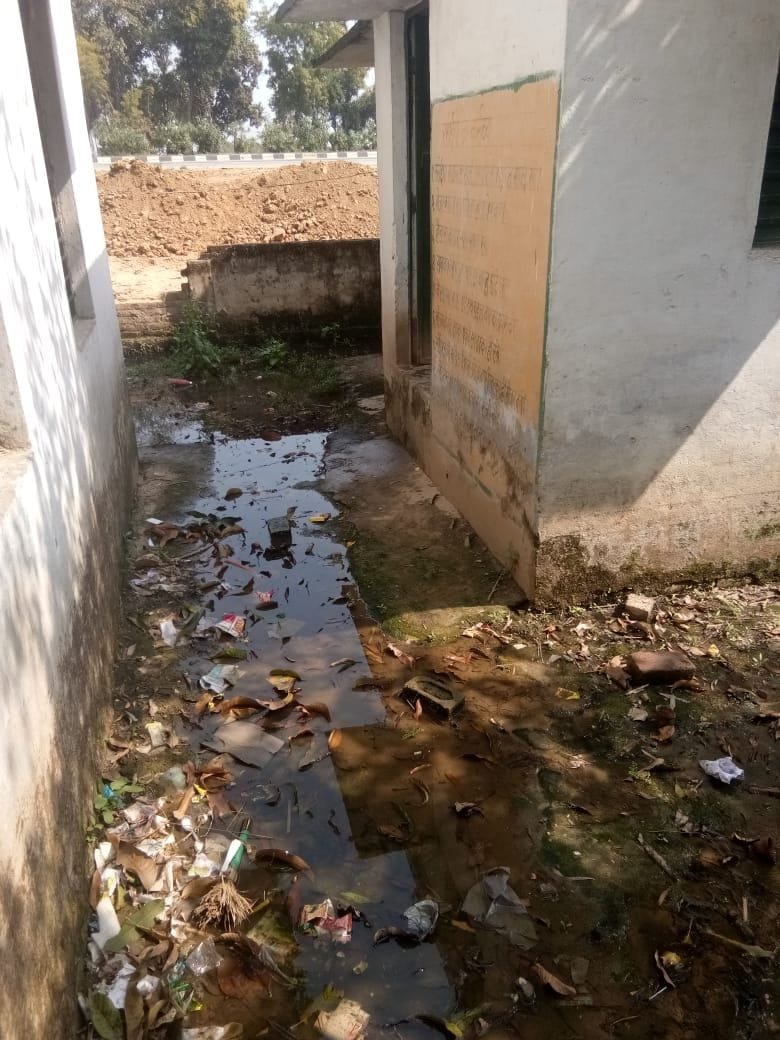 Waterlogging in Primary School Tezalpur in auraiya