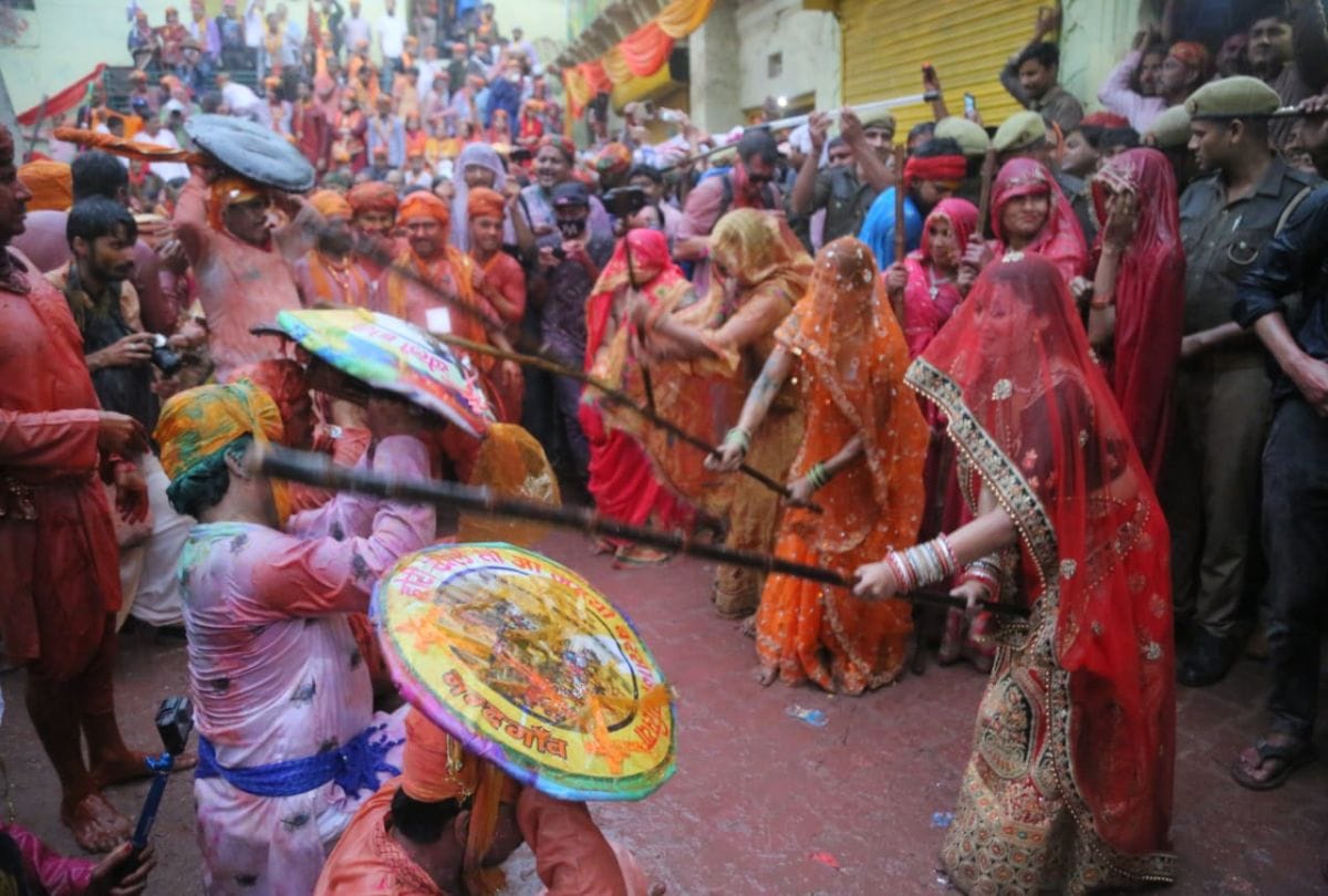 Holi 2021 do you know about barsane ki holi 2021