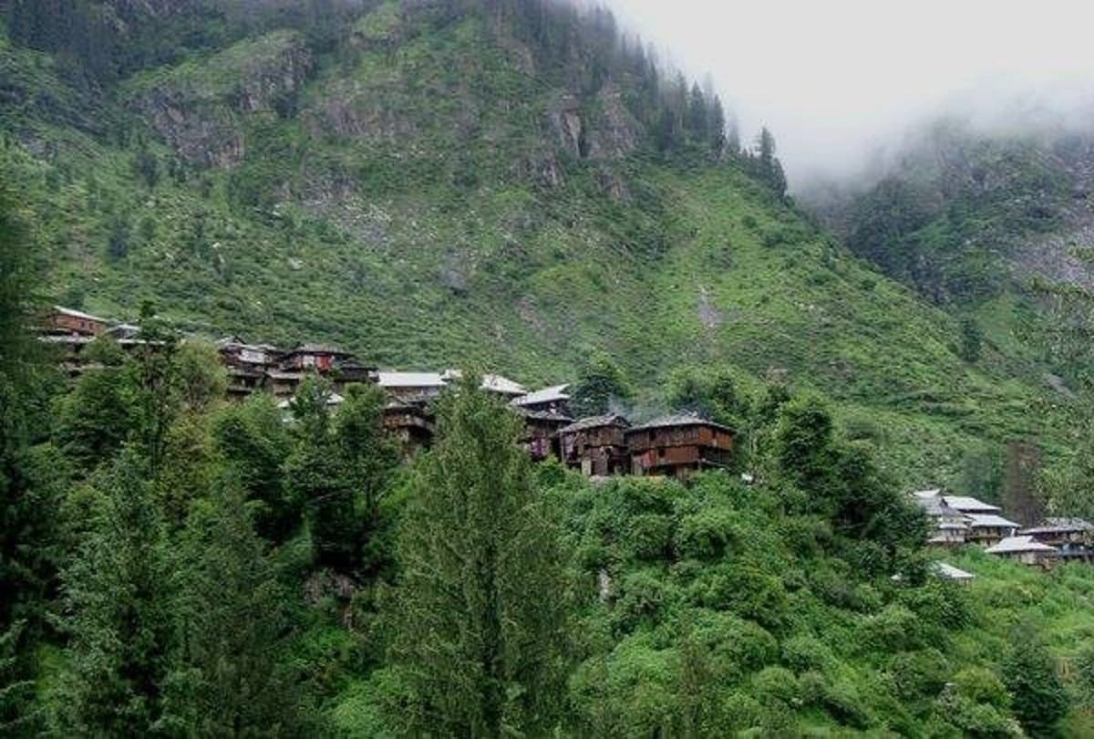 himachal pradesh malana gaon mysterious village of india where people talk in strange language