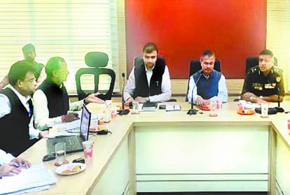free parking in all malls of lucknow for one hour from March 15
