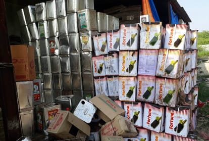 FSDA caught stock of expired oil of branded companies in Yasodhara oil factory in mohanlalganj