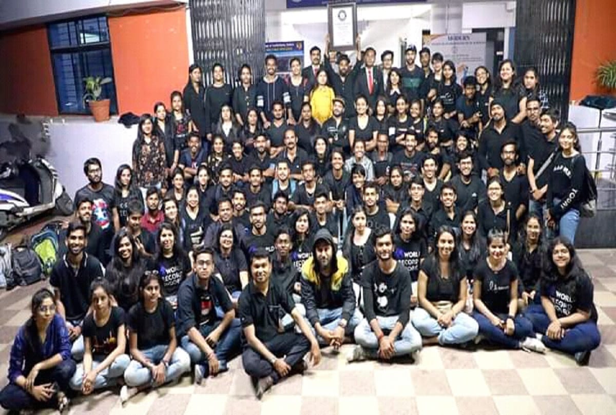 Madhya Pradesh City Indore Artist Anmol Mathur create world largest painting by jeans