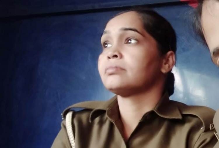 lady sipahi committed suicide  in lucknow