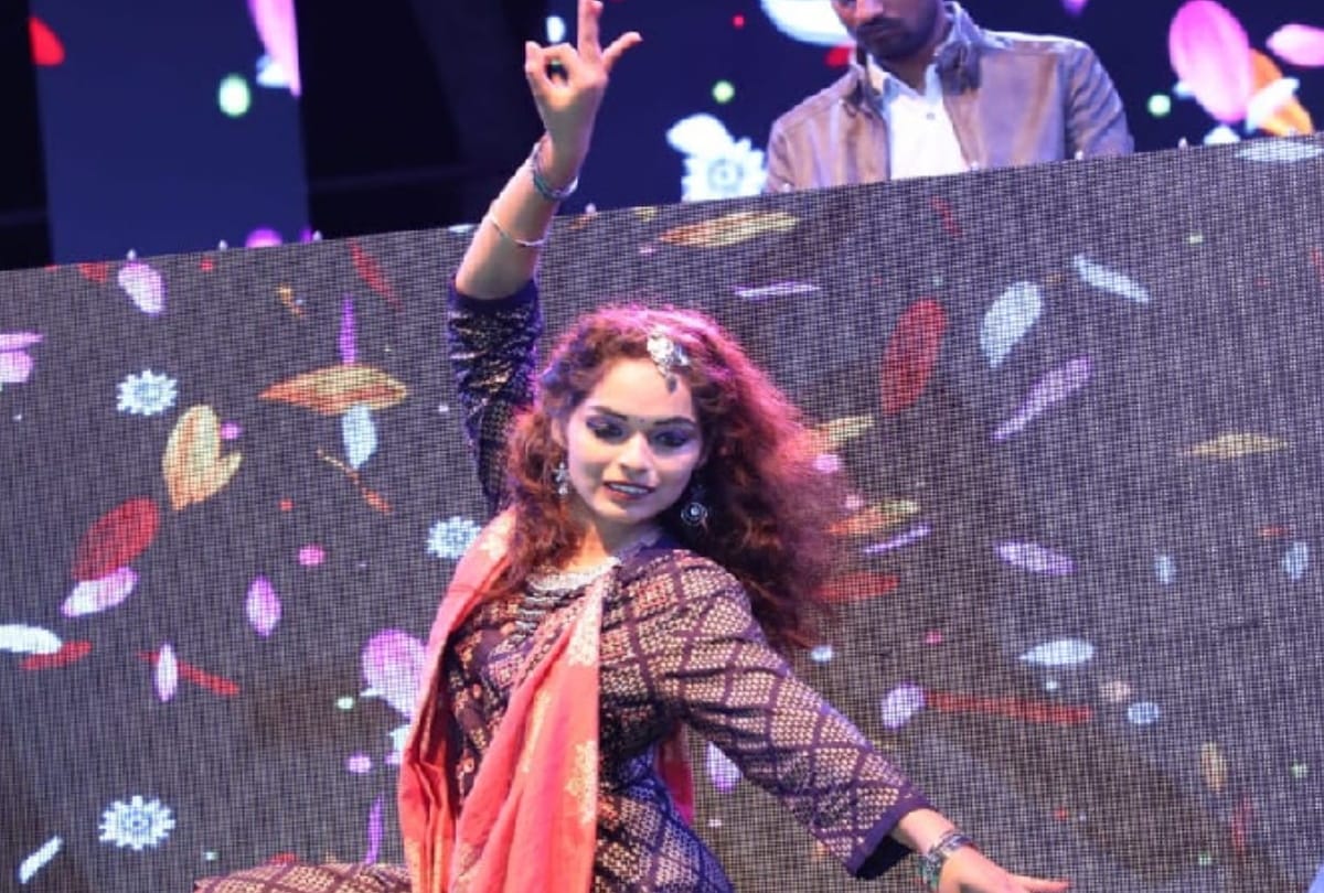 special story of Bollywood Choreographer Saroj Khan when she came in gorakhpur