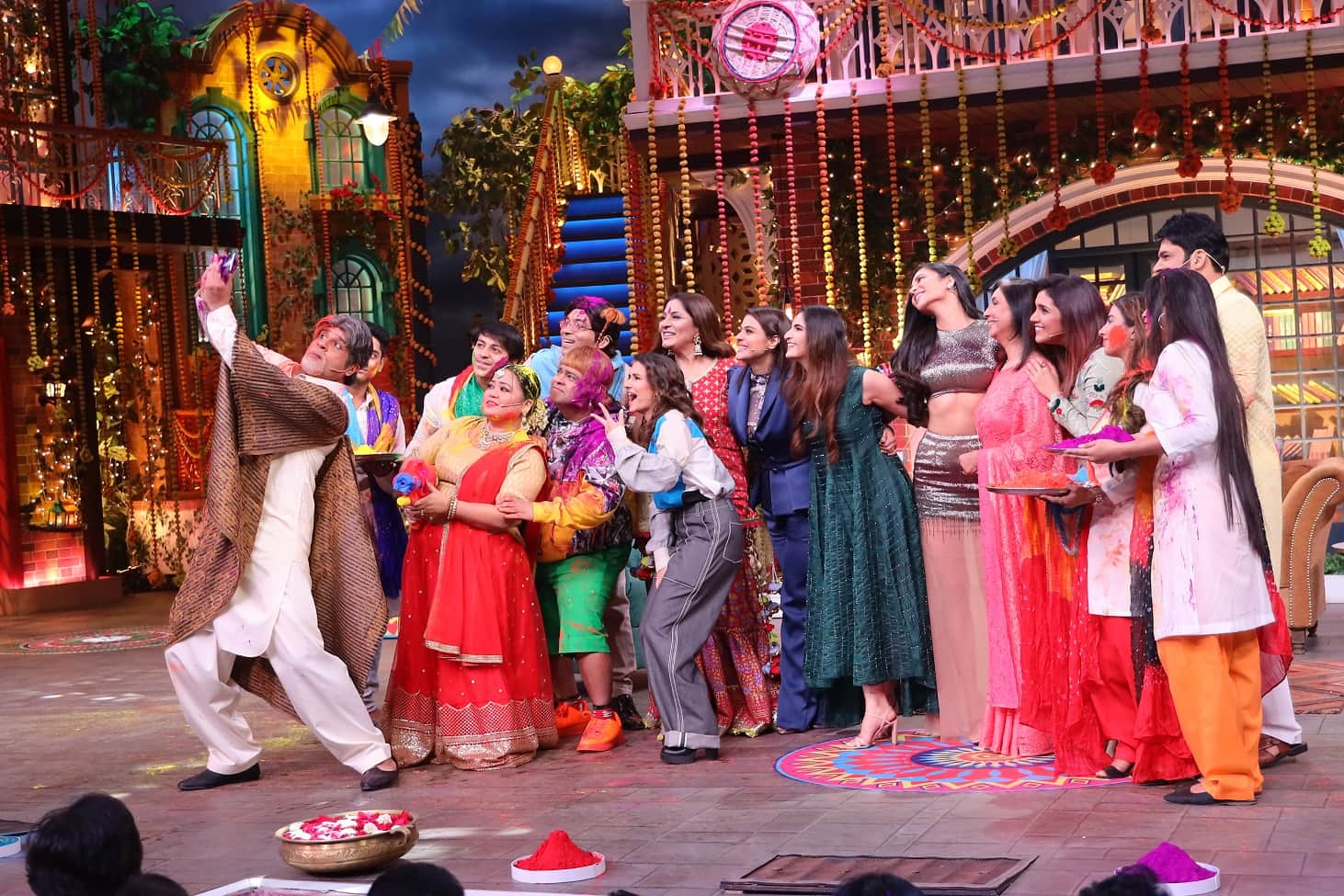 Kajol In Kapil Sharma Show reveals How She Has Given Wrong address To Media