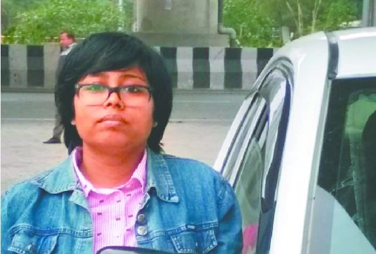 Delhi NCR female cab driver Manu shares her experience says no work is small