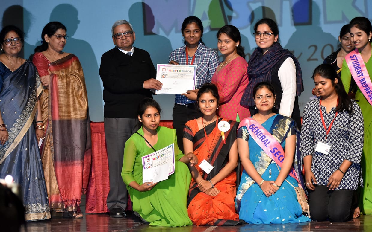 masti ki pathshala organised in ss khanna