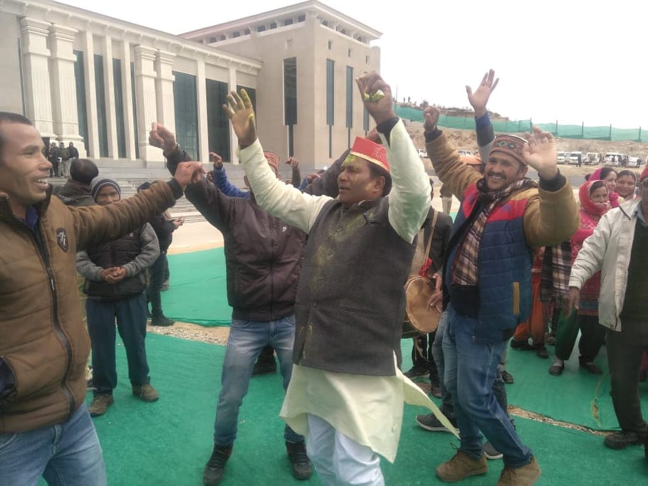 uttarakhand summer capital gairsain: trivendra government play holi today