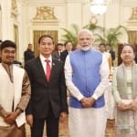 पीएम मोदी और म्यांमार के राष्ट्रपति विन मियां और उनकी पत्नी के साथ दोनों कलाकार।