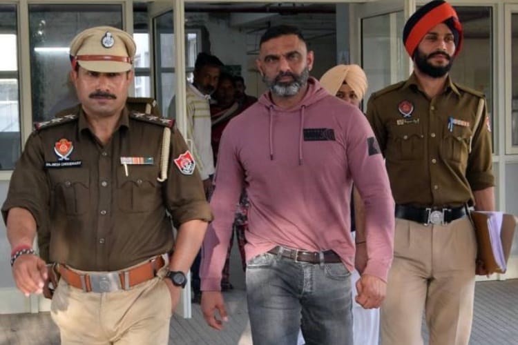 Suspended DSP Atul Soni brought to Mohali Police Production Warrant