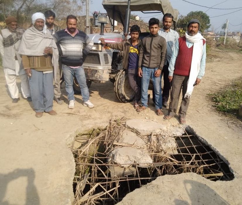 Safety Sikaruda village of broken bridge courting disaster