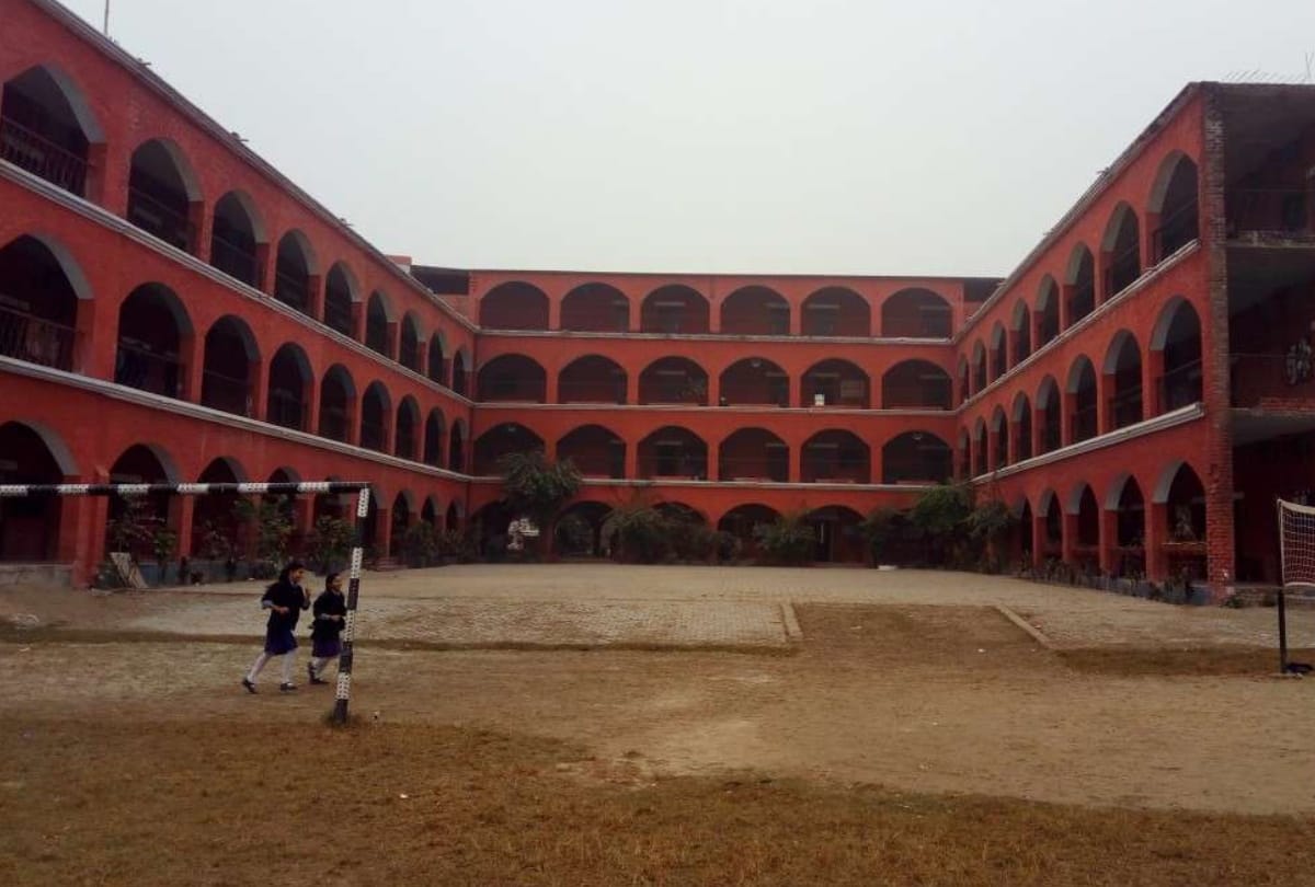 Telangana govt directs private schools not to increase fees during 2020-21 academic year