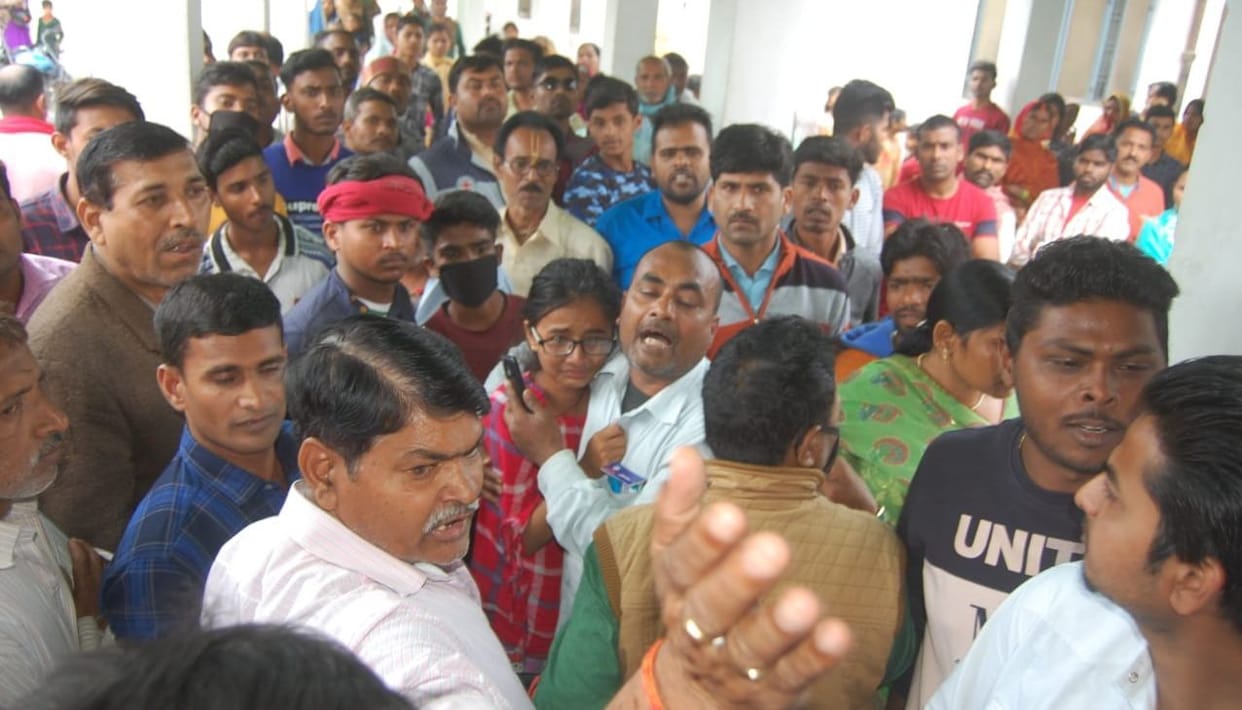 Father-daughter beaten in pathology