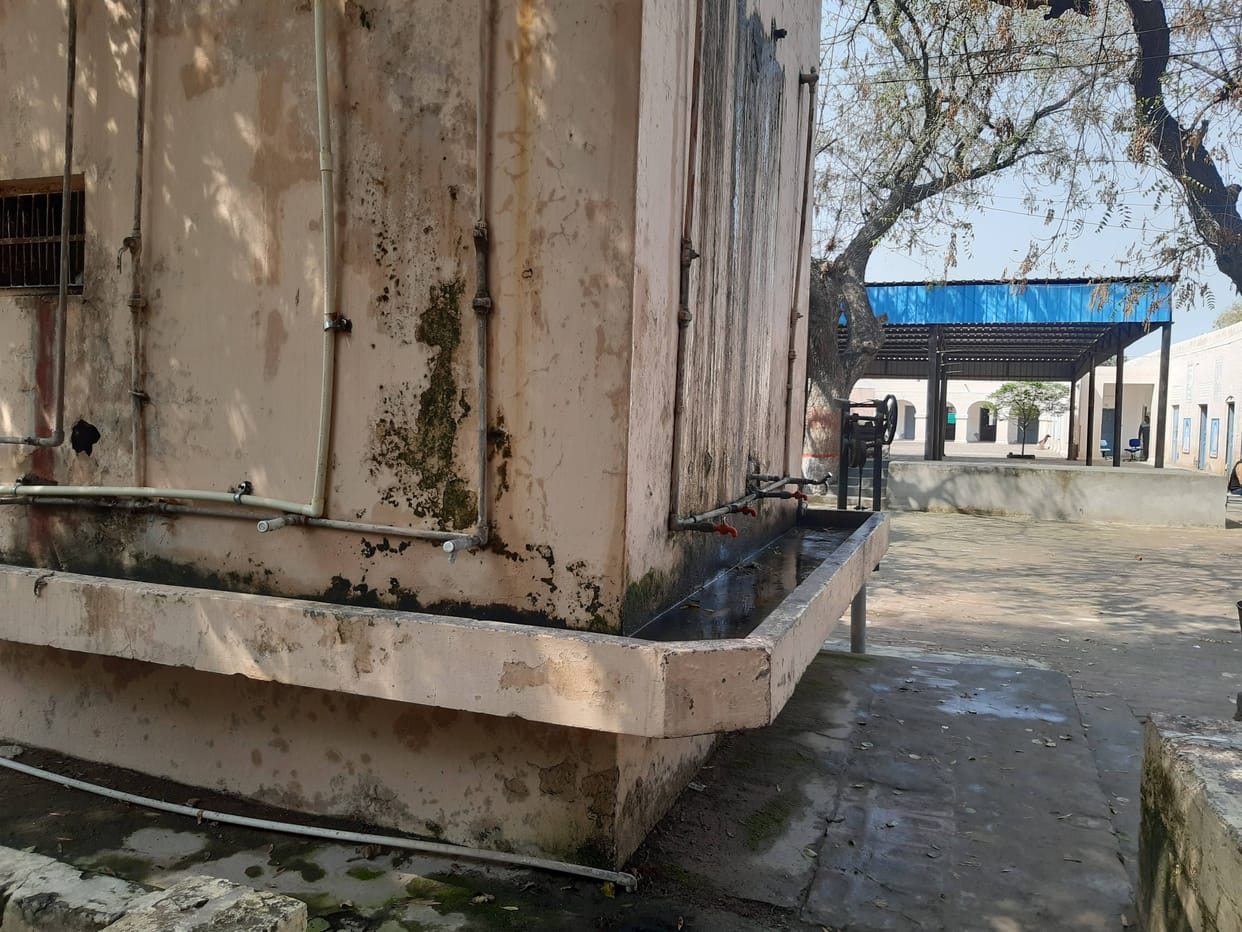 corona virus, No safe from corona, neither soap nor hand wash liquid in government schools, fatehabad