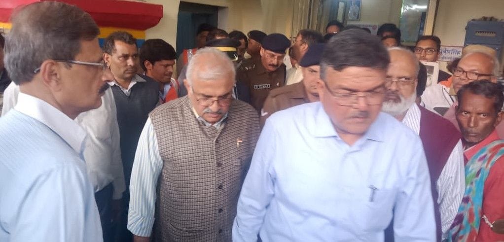 Hathras: General Manager saw the well of British era, took information of ticket distribution