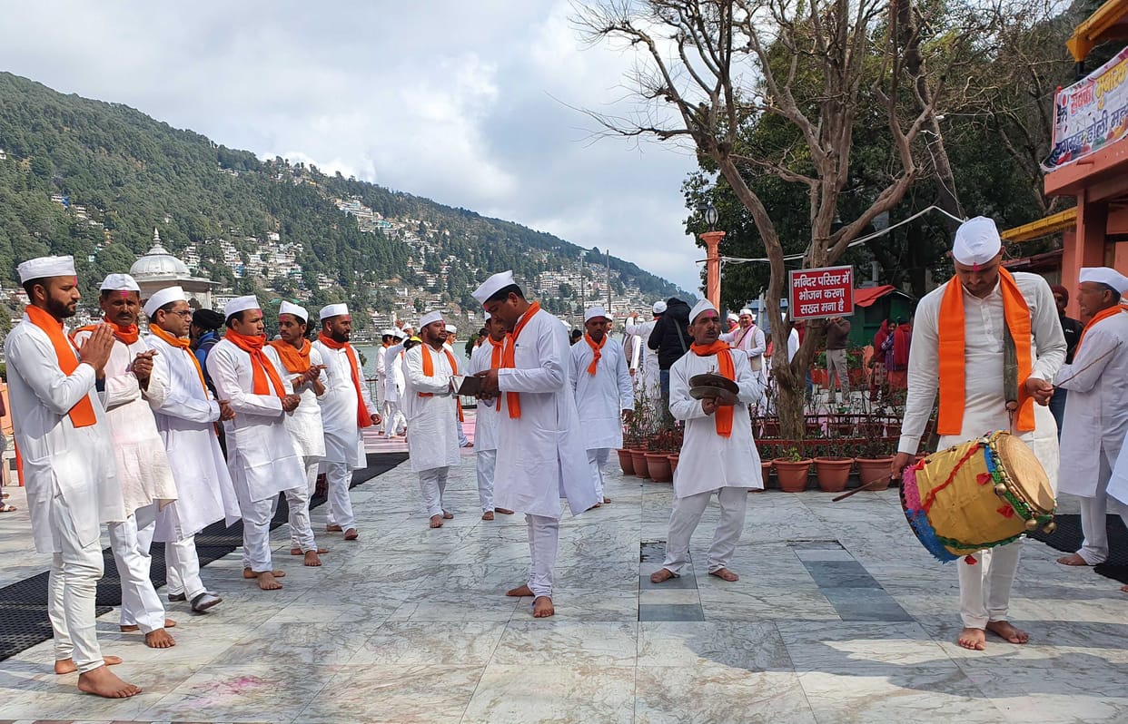 Holi in pati
